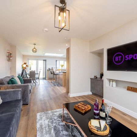 The Oaklands - Luxury Spacious 6-Bed, Near Solihull, Birmingham City, Jlr, Nec, Airport, Resorts World, Hs2 Bagian luar foto