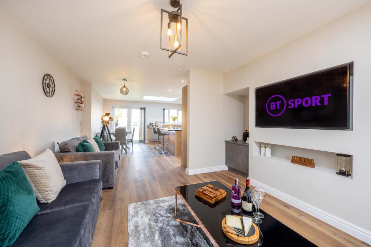 The Oaklands - Luxury Spacious 6-Bed, Near Solihull, Birmingham City, Jlr, Nec, Airport, Resorts World, Hs2 Bagian luar foto