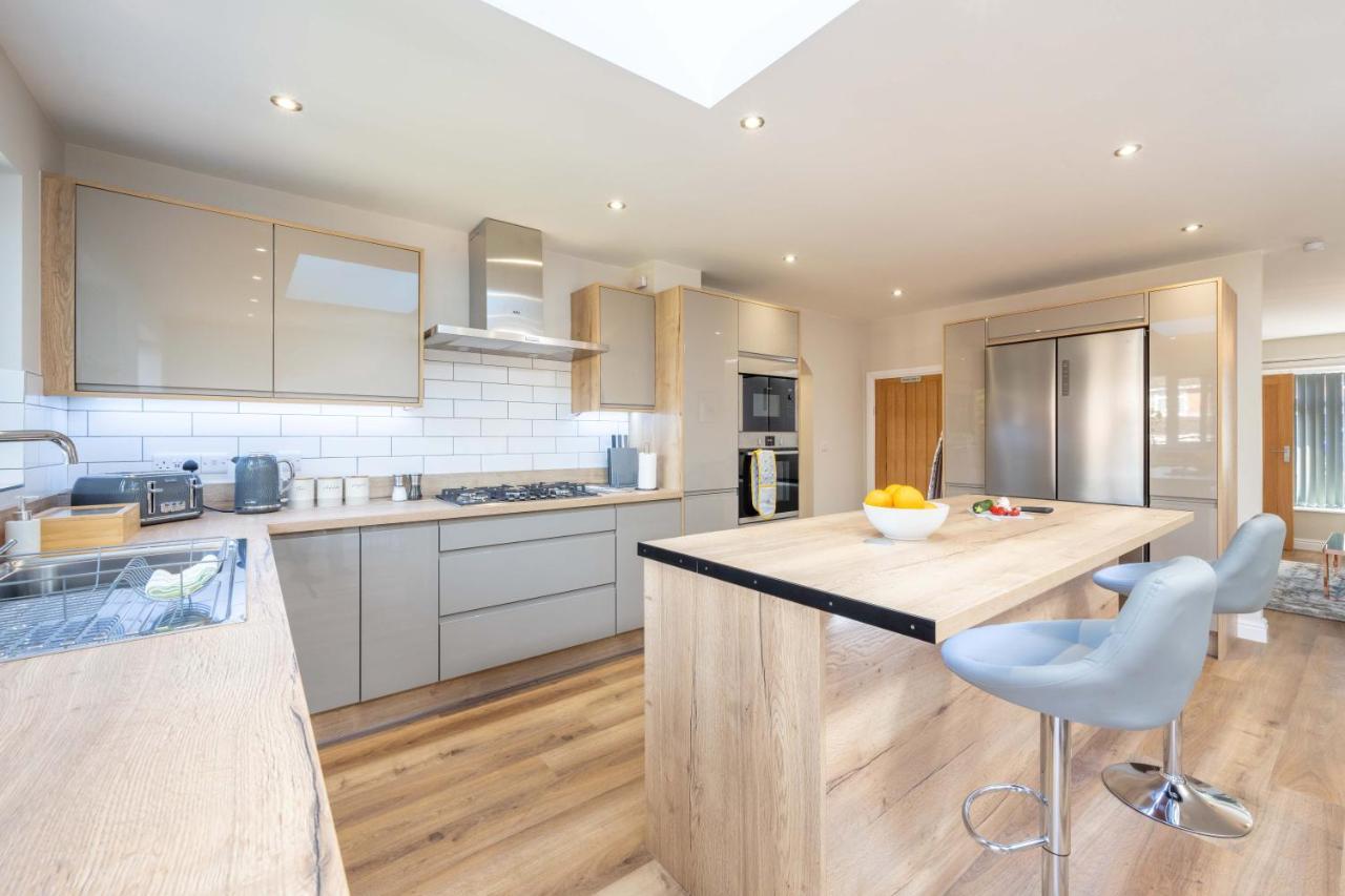 The Oaklands - Luxury Spacious 6-Bed, Near Solihull, Birmingham City, Jlr, Nec, Airport, Resorts World, Hs2 Bagian luar foto