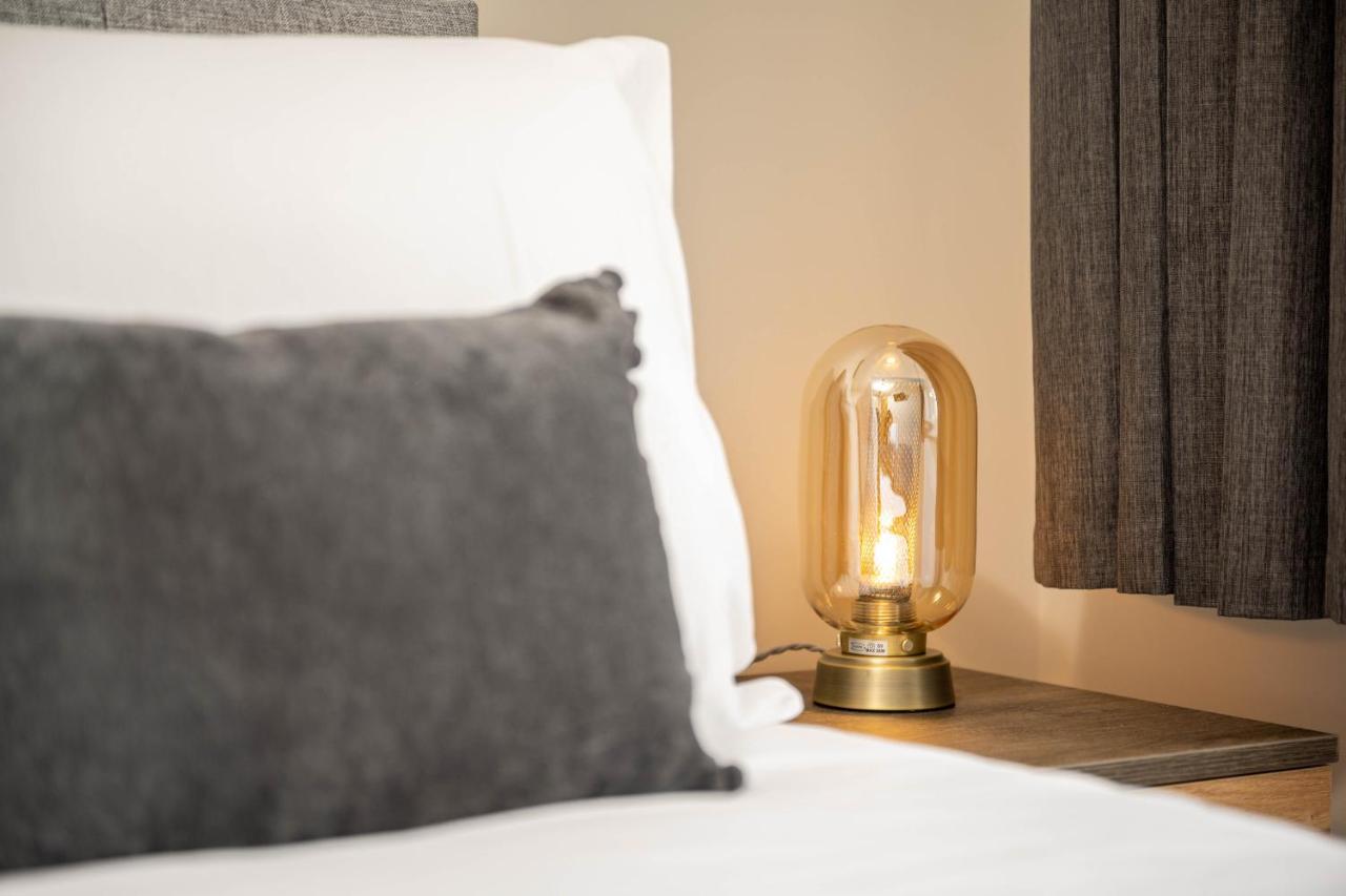 The Oaklands - Luxury Spacious 6-Bed, Near Solihull, Birmingham City, Jlr, Nec, Airport, Resorts World, Hs2 Bagian luar foto