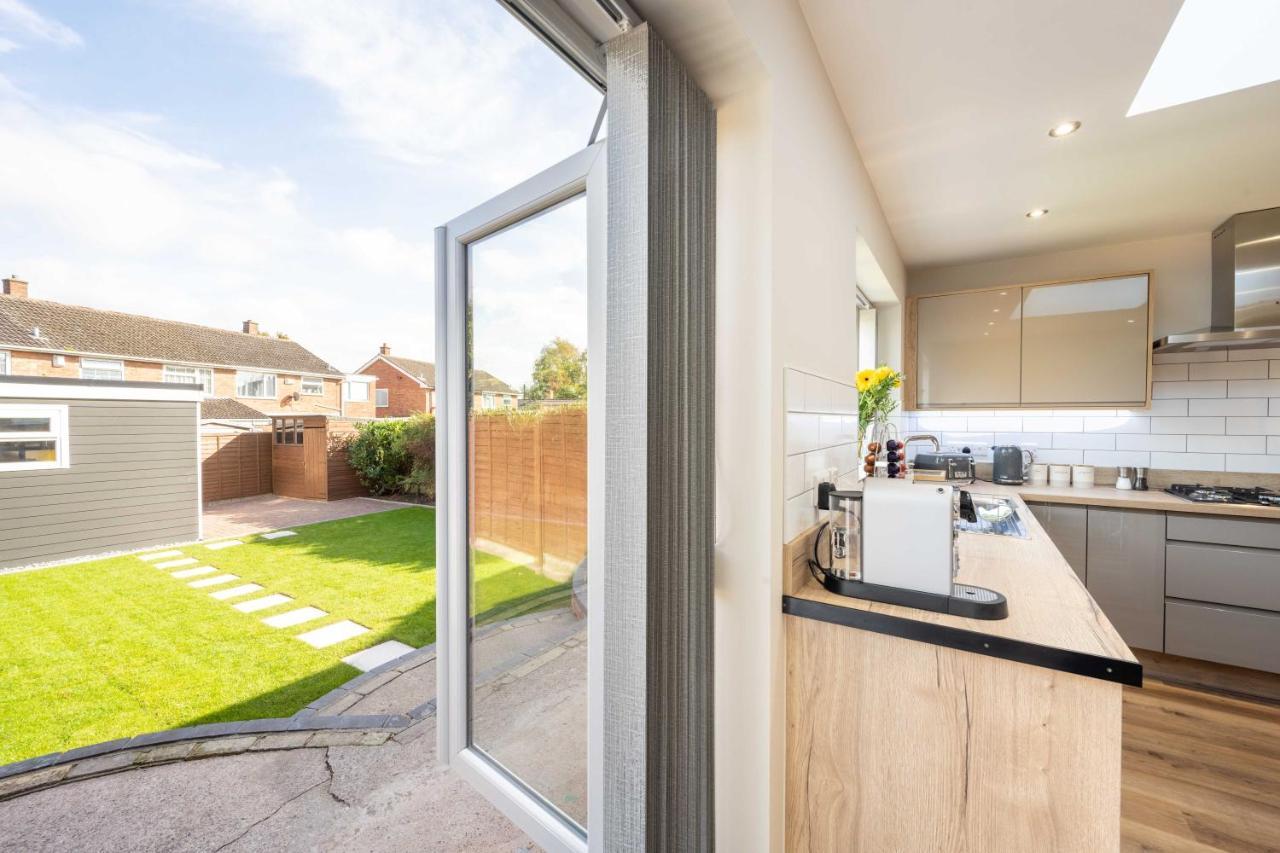 The Oaklands - Luxury Spacious 6-Bed, Near Solihull, Birmingham City, Jlr, Nec, Airport, Resorts World, Hs2 Bagian luar foto