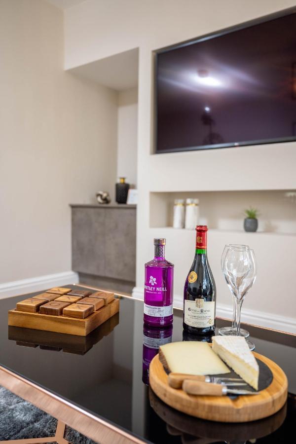 The Oaklands - Luxury Spacious 6-Bed, Near Solihull, Birmingham City, Jlr, Nec, Airport, Resorts World, Hs2 Bagian luar foto