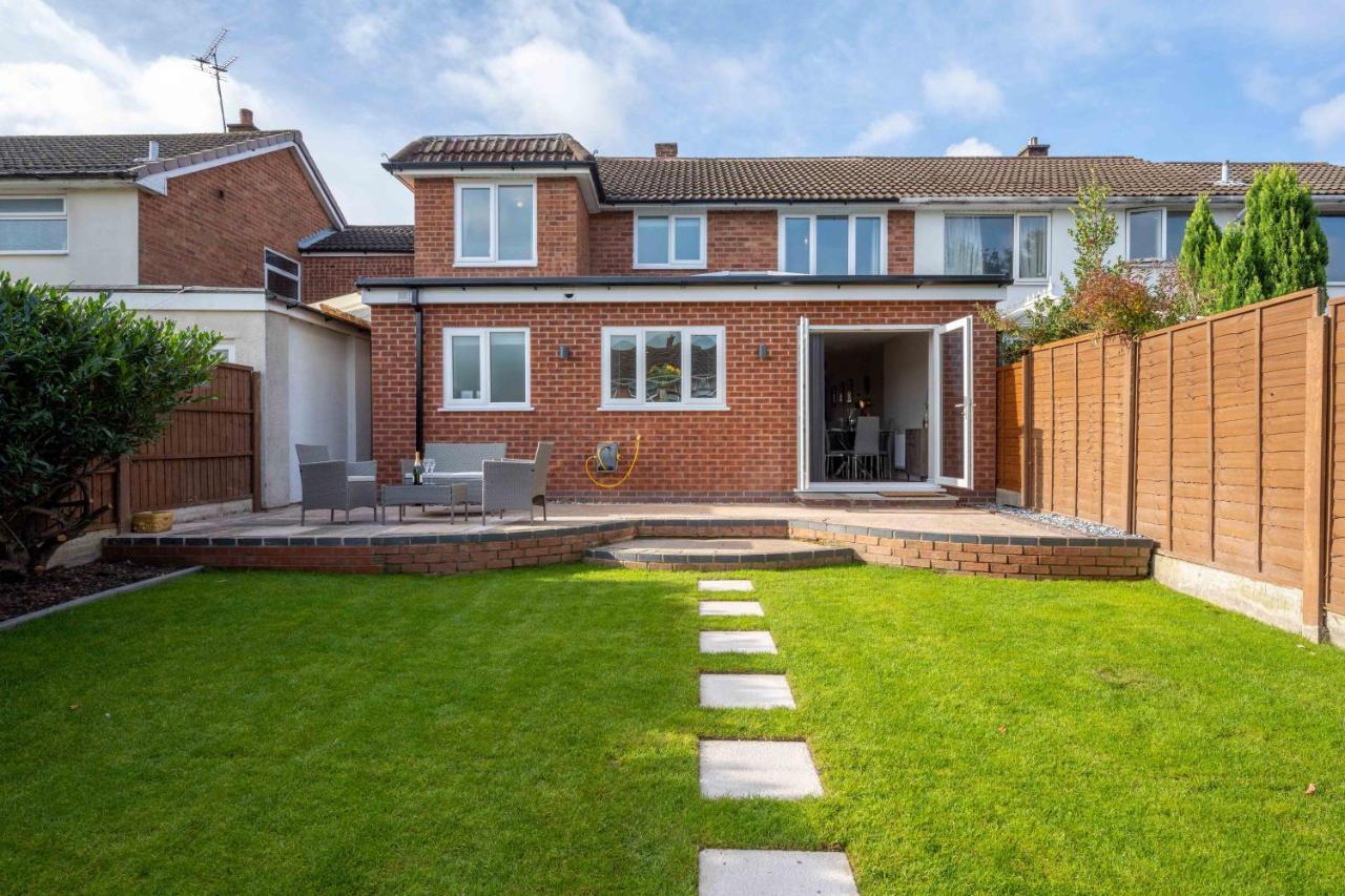 The Oaklands - Luxury Spacious 6-Bed, Near Solihull, Birmingham City, Jlr, Nec, Airport, Resorts World, Hs2 Bagian luar foto