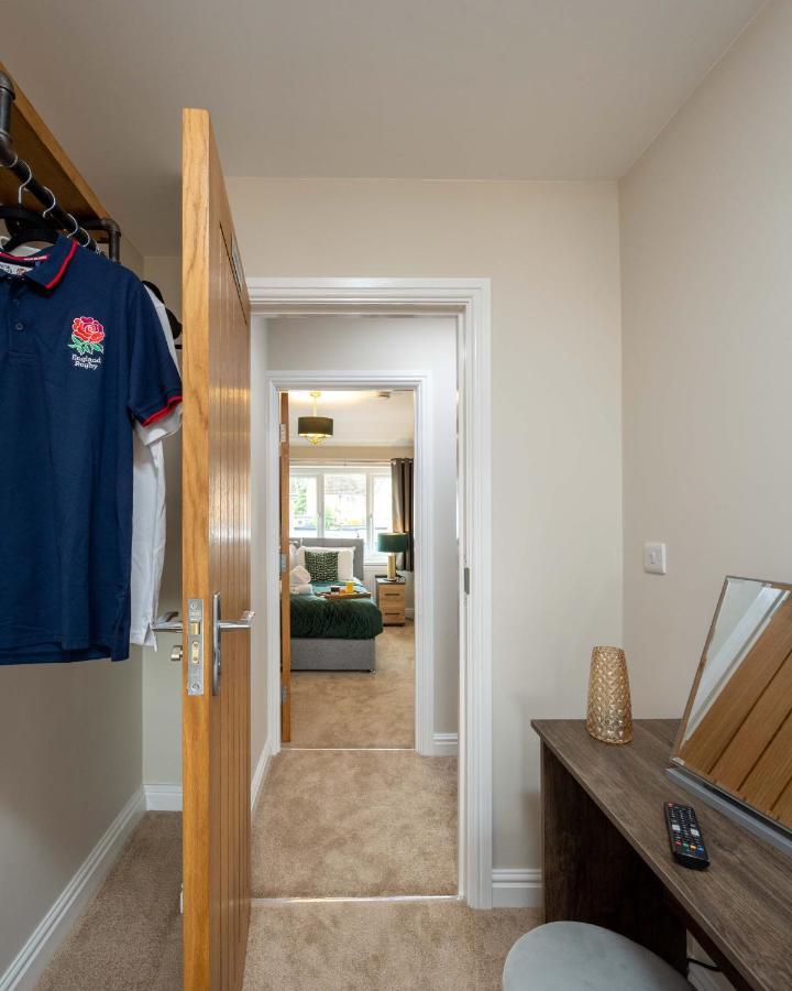 The Oaklands - Luxury Spacious 6-Bed, Near Solihull, Birmingham City, Jlr, Nec, Airport, Resorts World, Hs2 Bagian luar foto